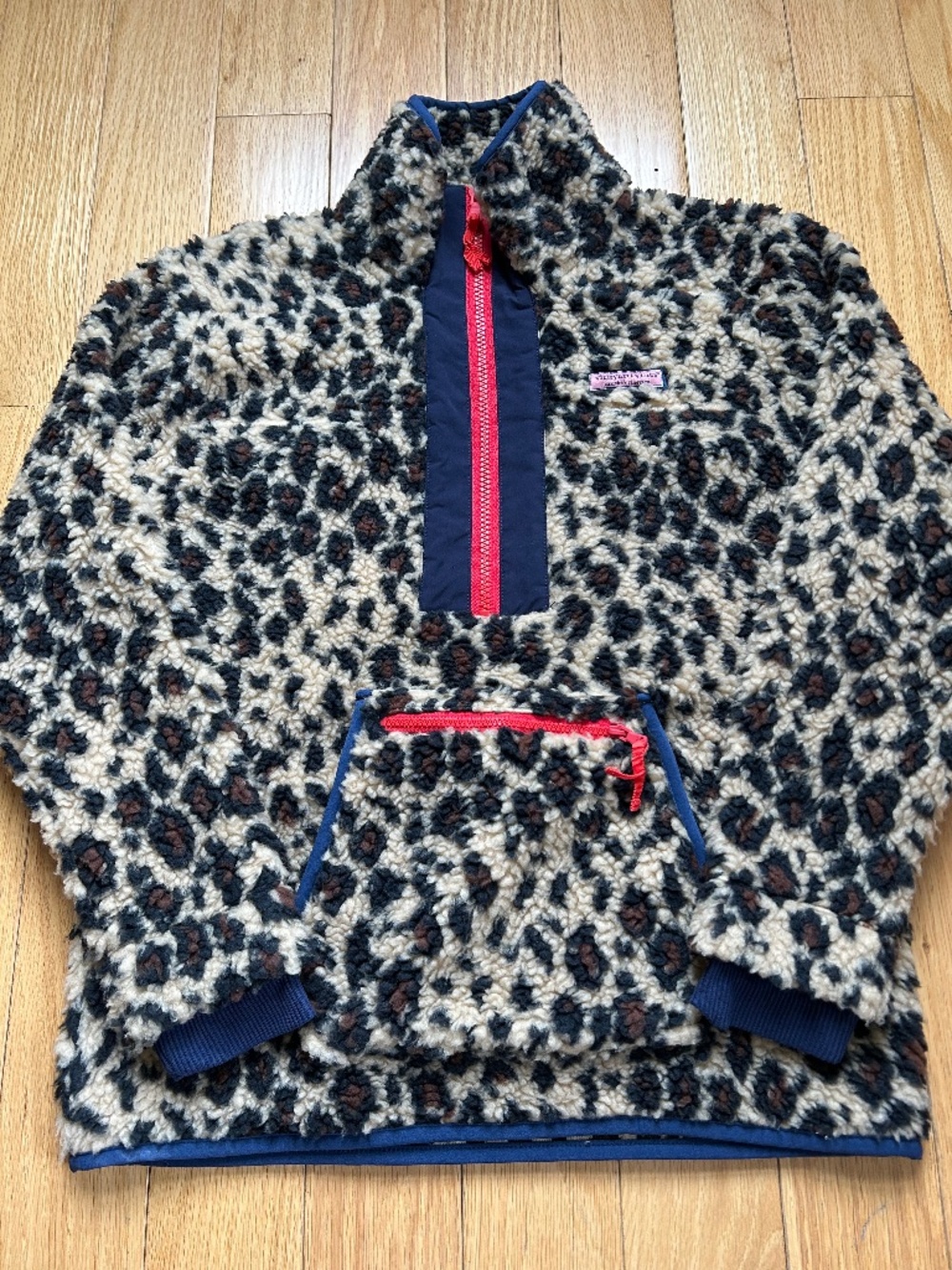 Women’s Vineyard Vines Leopard Sherpa 1/4 Zip.